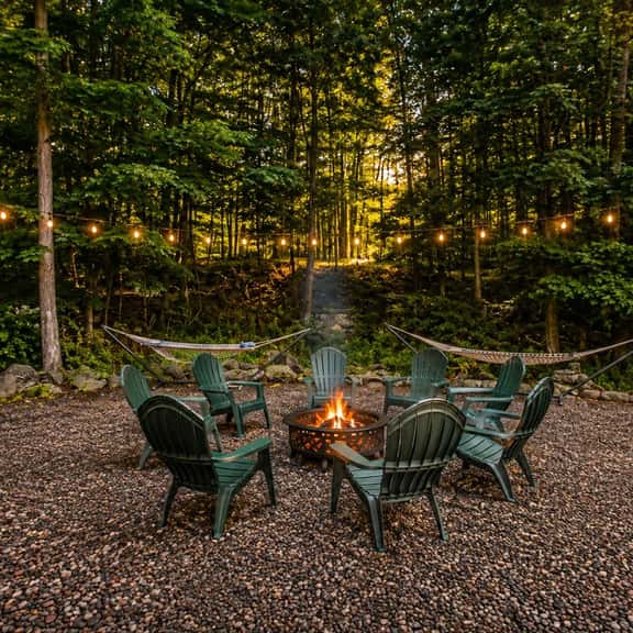 Up Cabin-The Hideout - Image 1